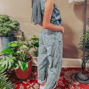 Women’s vintage jeans